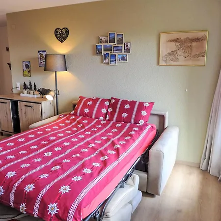 Lägenhet Les Essampilles 25 By Interhome